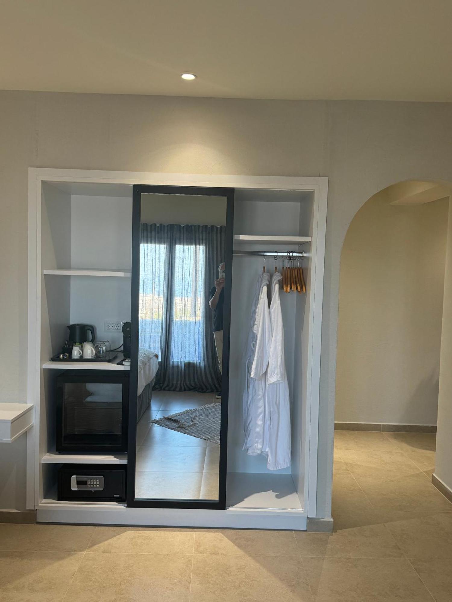 The Noverian Bios Santorini Boutique Hotel Fira  Bilik gambar
