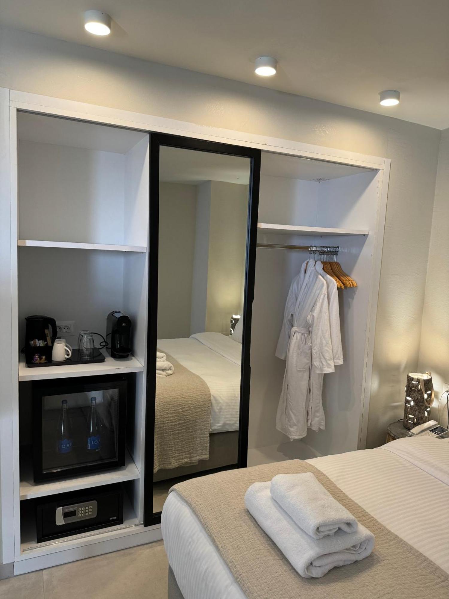 The Noverian Bios Santorini Boutique Hotel Fira  Bilik gambar