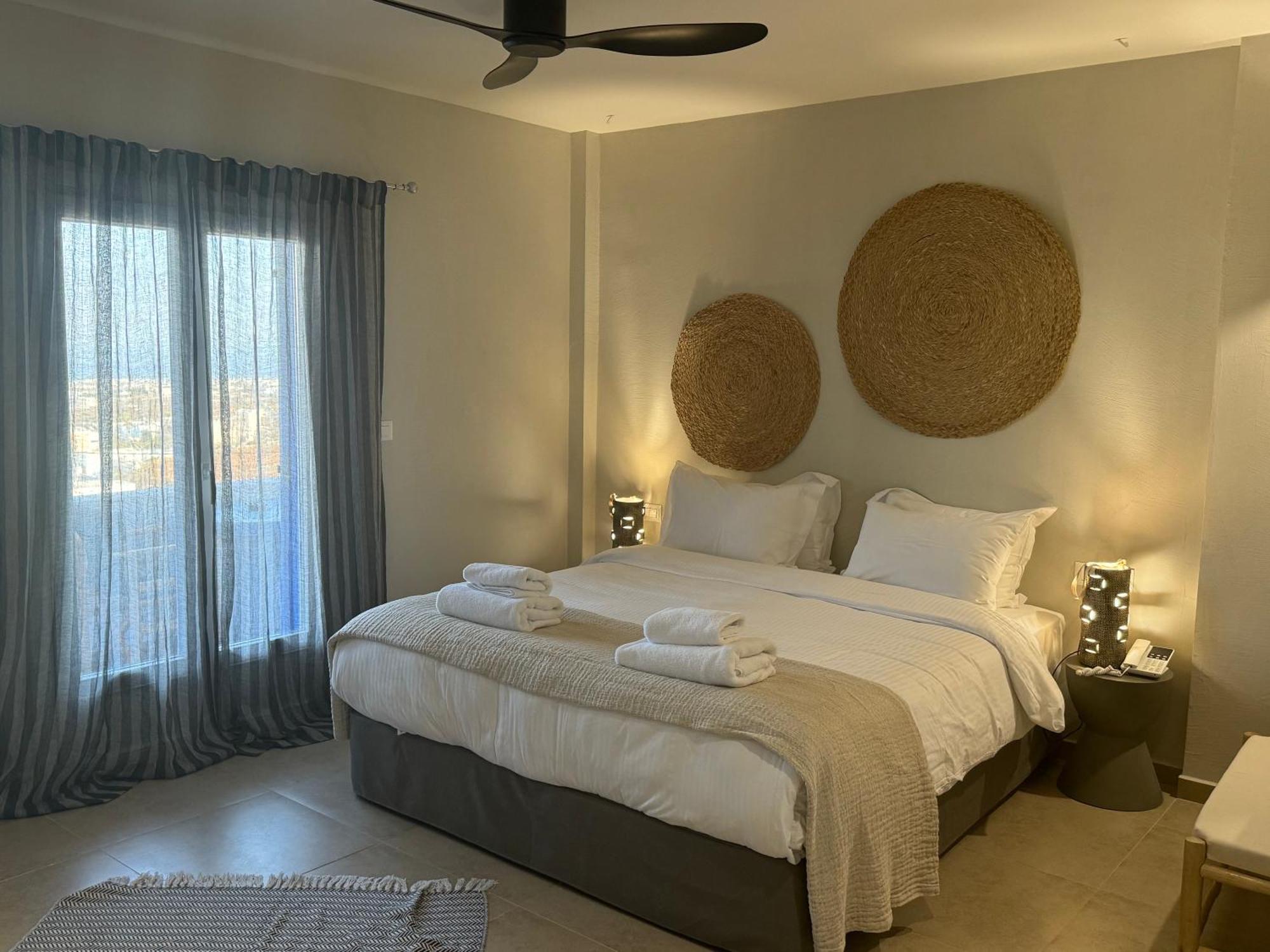 The Noverian Bios Santorini Boutique Hotel Fira  Bilik gambar